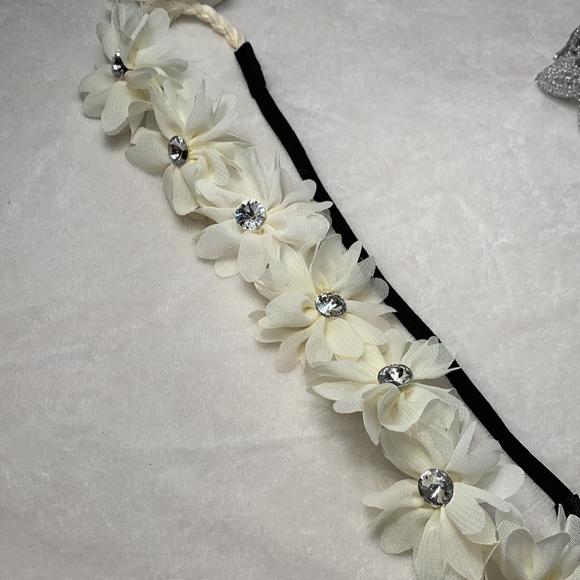 Lot of Four Headbands Cream and Silver Theme - Picture 13 of 15